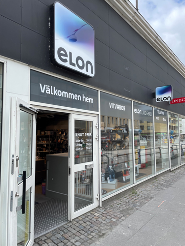 Elon Knut Pers entré till butiken i Limhamn
